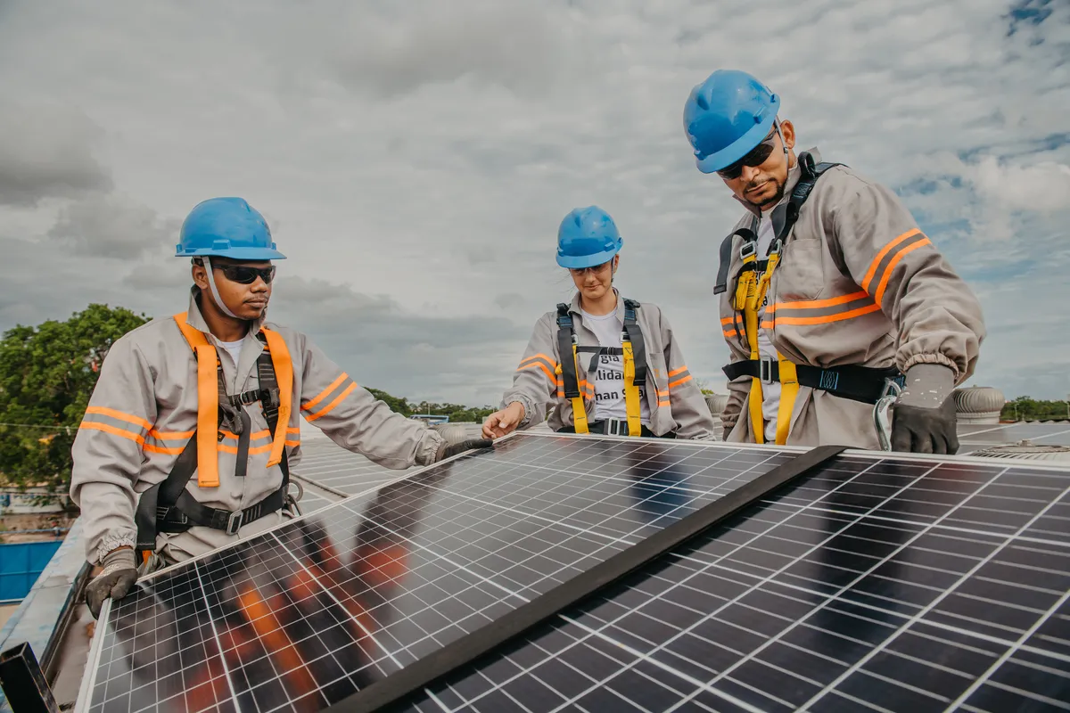 Solar panel installation representing AI phone assistant for solar companies